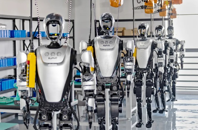 宇树、乐聚、智元IPO竞速 两代人形机器人企业的“殊途同归”?