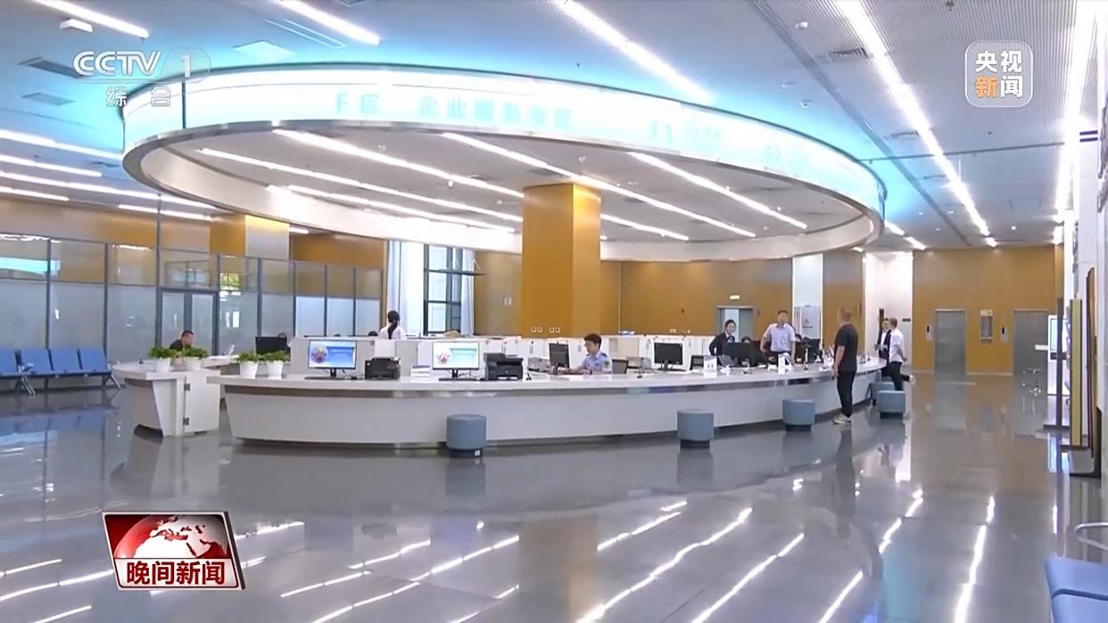 电影票房超500亿、AI赋能传统产业……中国活力持续迸发