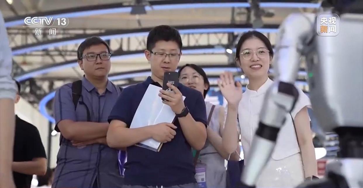 2026年中国经济向“内”求变 让老百姓“有钱花、敢花钱”