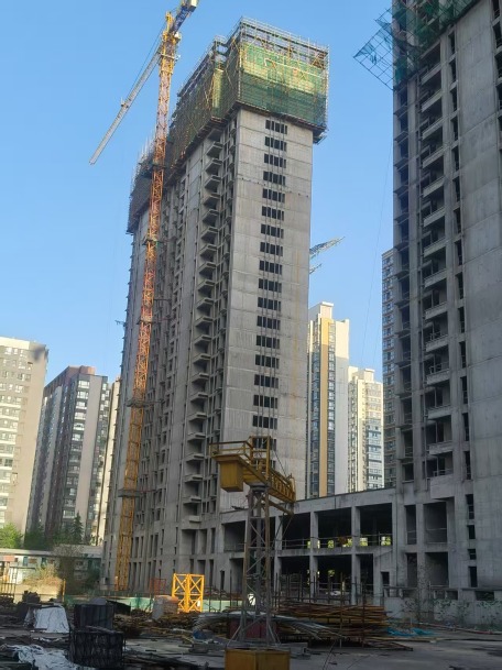 中石油下属子公司组织职工团购商品房“烂尾”：逾期9年仍未交房 涉及资金过亿